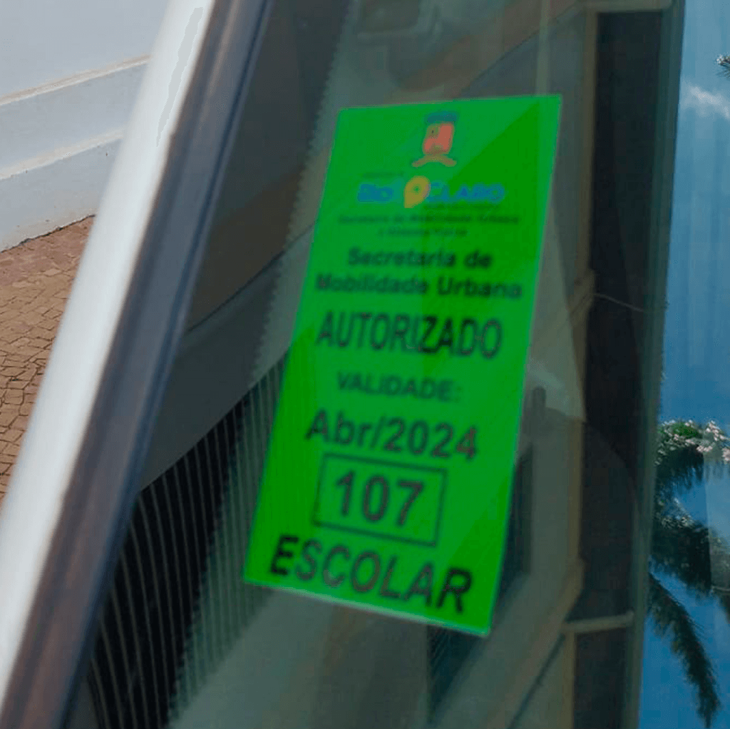 Uma das coisas mais importantes é ver o selo da prefeitura, esse é o modelo de Rio Claro/SP. Verifique na sua cidade como é feita a confirmação de cadastro