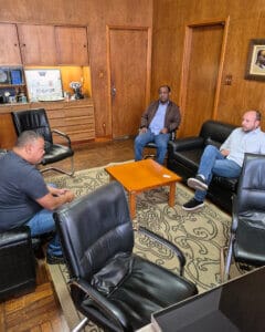 Prefeito Gustavo Perissinoto, Gilvon Barbosa e Vereador Pereira