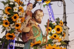 Imagem de São Cristóvão decorada para a tradicional carreata e benção dos motoristas em Rio Claro SP