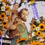 Imagem de São Cristóvão decorada para a tradicional carreata e benção dos motoristas em Rio Claro SP